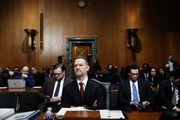 Trump Officials Try to Calm Markets by Pointing to Talks on Tariffs
